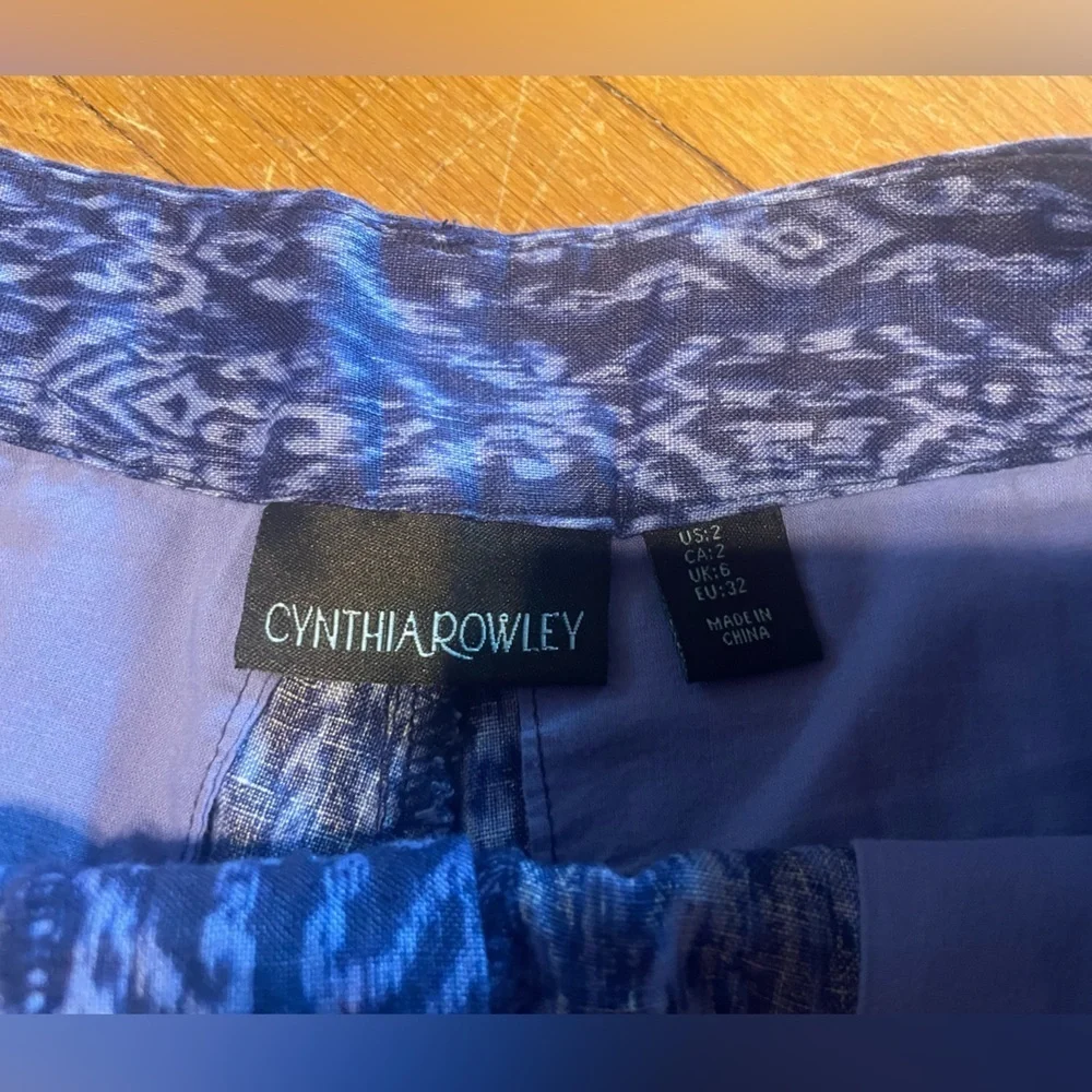 Cynthia Rowley women’s size 2 linen shorts blue boho beachy breathable